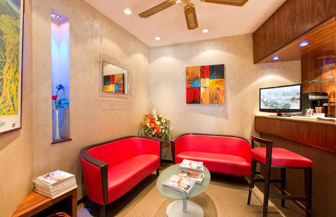 Hotel Vendome-1